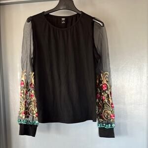 Emery Rose Women's Black Pullover Top Mesh Long Sleeves Floral Embroidery sz L